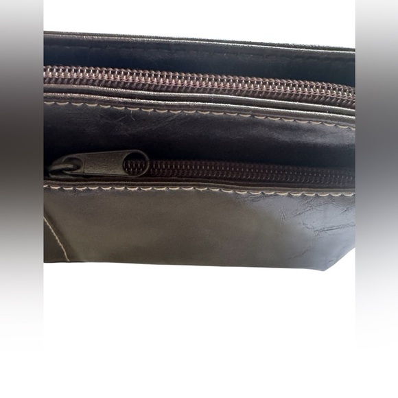 Unbranded faux Leather Y2K 2000s Style Chocolate Brown Zip Closure Wristlet - Picture 3 of 9